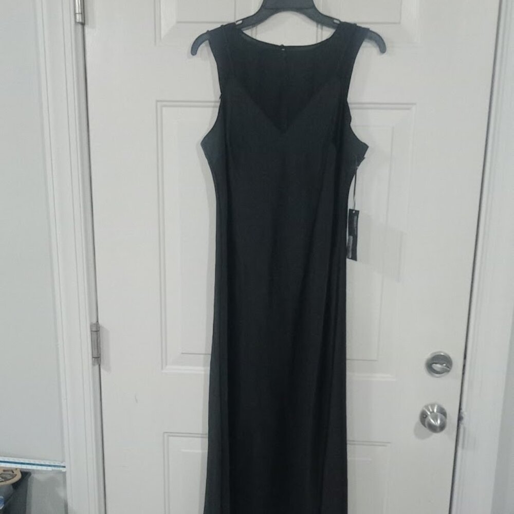 Future Collection-Women's black Maxi dress size M